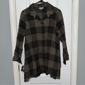 Habitat Olive Green Blouse With Button Detail Women's Size M